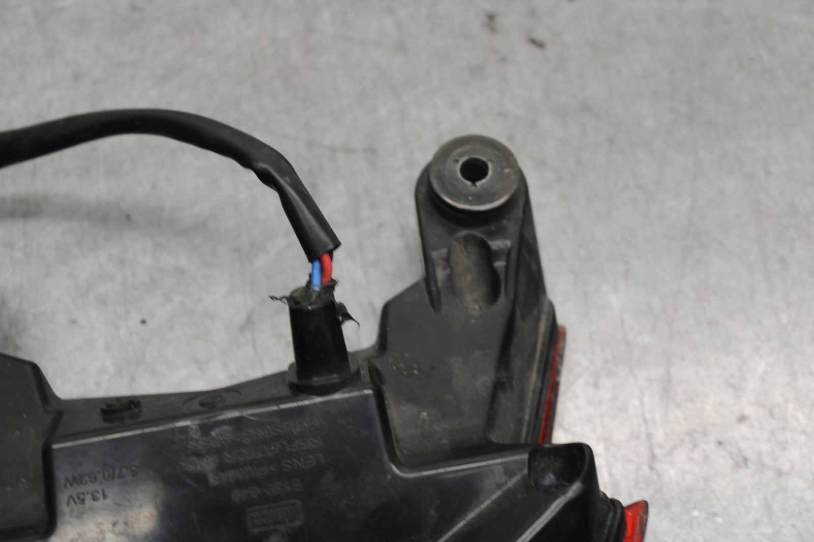 13-18 KAWASAKI NINJA ZX6R REAR TAIL TAILLIGHT BACK BRAKE LIGHT 23025-0345 BB666