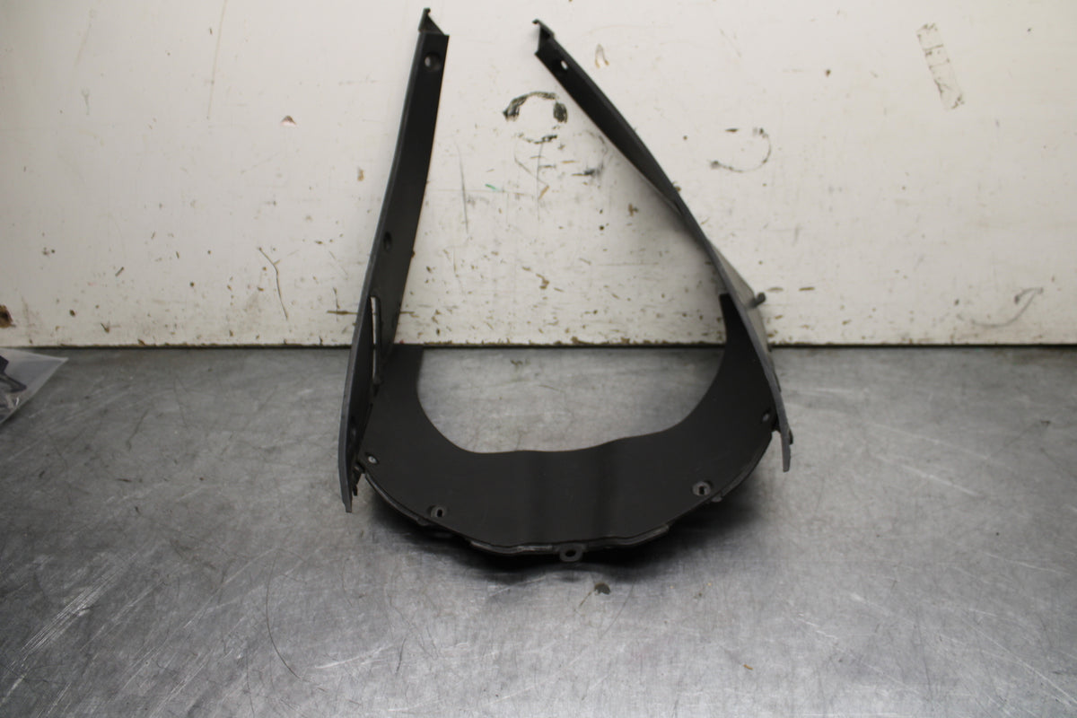 15-19 APRILIA RSV4 RF LOWER FRONT UPPER INNER HEADLIGHT COWL FAIRING  BB611