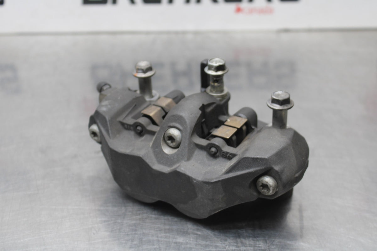 08-10 SUZUKI GSXR 600 RIGHT LEFT FRONT BRAKE CALIPER SET PAIR CALIPERS BB835