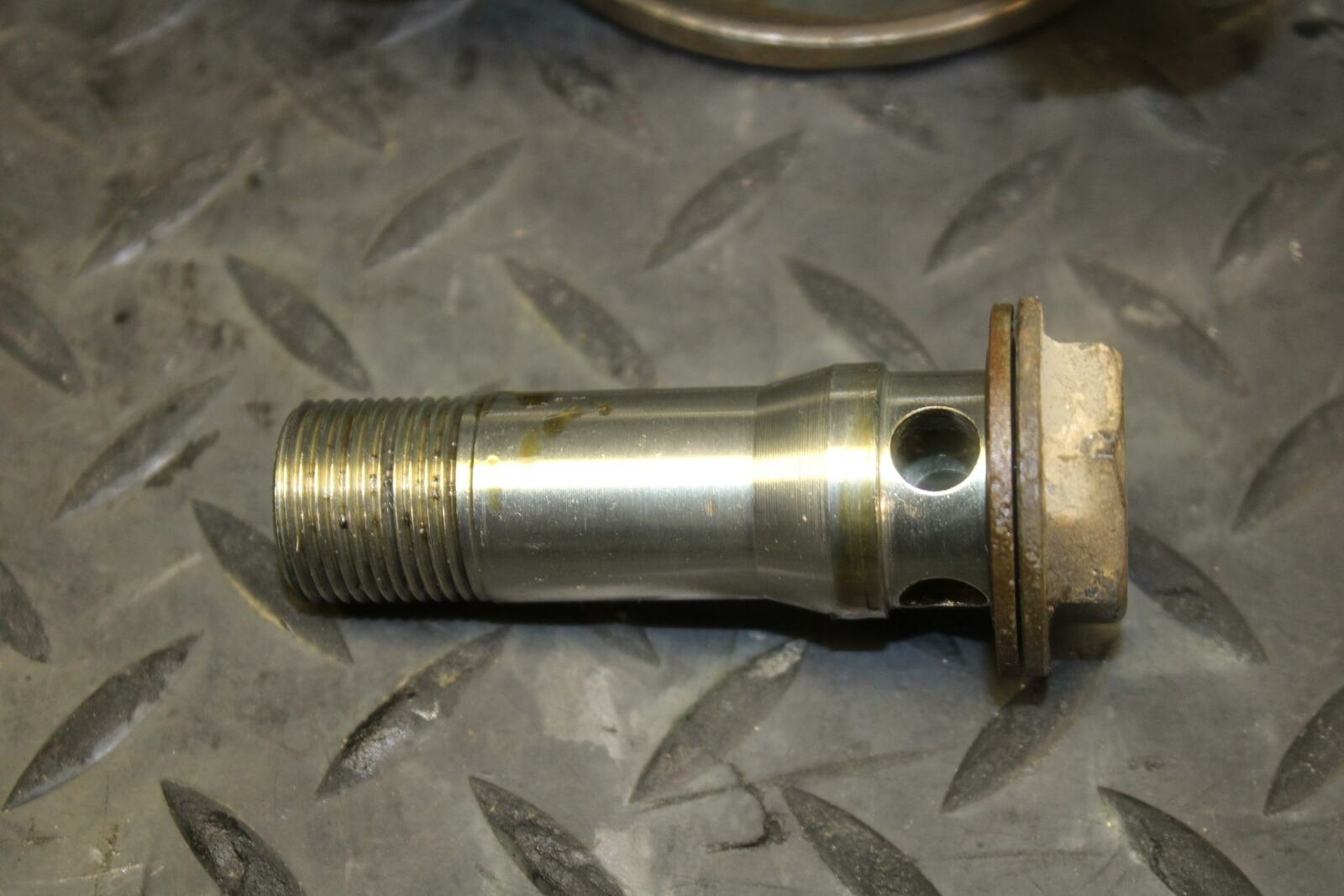 07 YAMAHA YZF R1 ENGINE MOTOR OIL COOLER  BB191 C