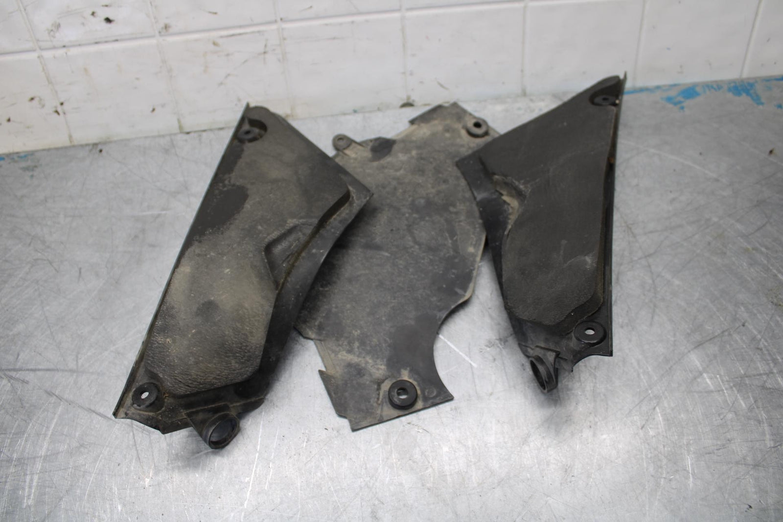 07-08 KAWASAKI CONCOURS 1400 ABS  INNER FAIRINGS COWLS PANELS TRIMS BB449