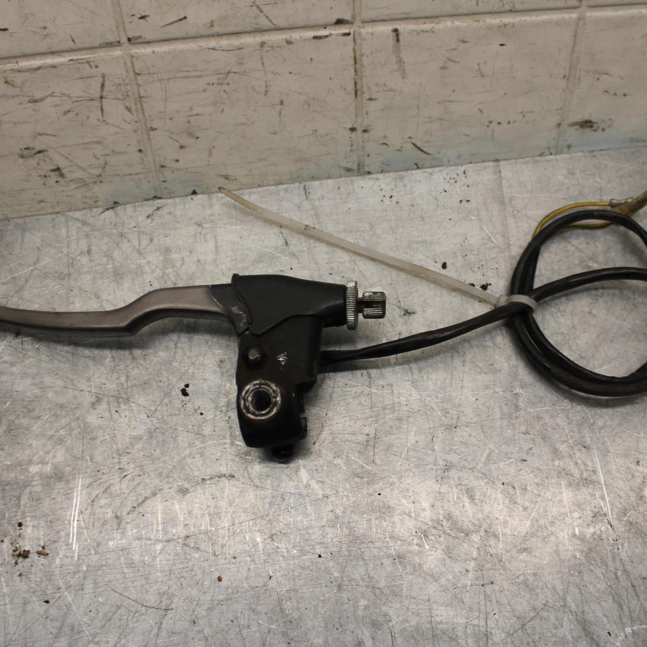 82-83 SUZUKI GS1100GL CLUTCH PERCH MOUNT WITH LEVER  BB30