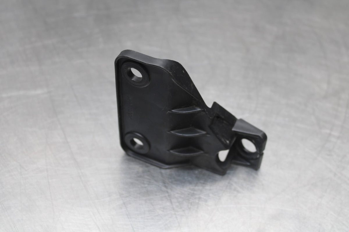 11-24 SUZUKI GSXR750 AIRBOX ECU HOLDER BRACKET BB687-B