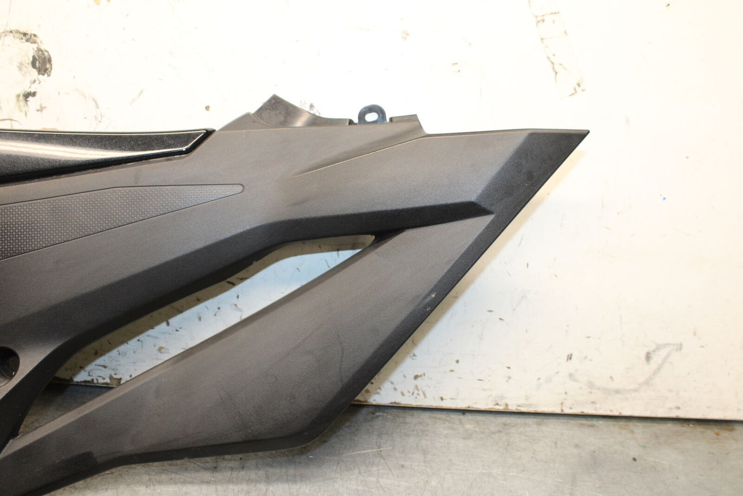 19-22 KAWASAKI Z400 LEFT LOWER MID UPPER SIDE FAIRING COWL BB738