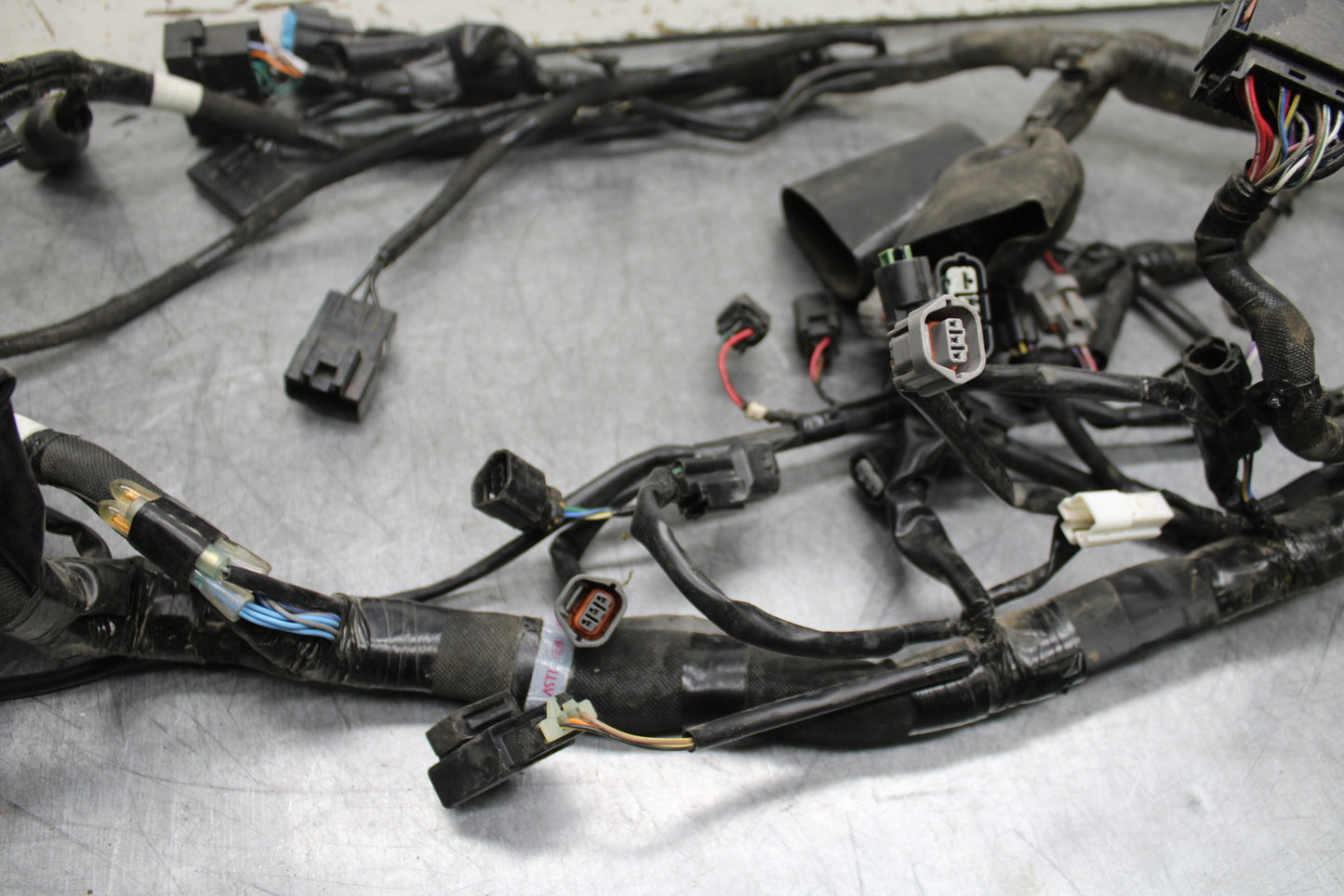 24-25 KAWASAKI NINJA ZX6R MAIN ENGINE WIRING HARNESS WIRE LOOM BB726