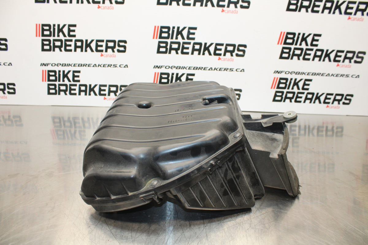 13-17 KAWASAKI NINJA ZX6R ZX636 ABS AIRBOX AIR INTAKE FILTER BOX BB143