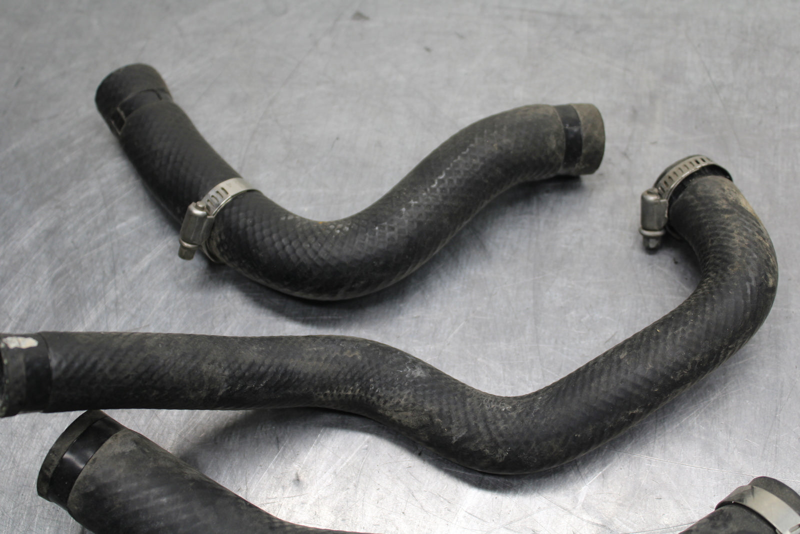 05-08 KAWASAKI VULCAN 1500 VN1500N CLASSIC RADIATOR HOSES BB133