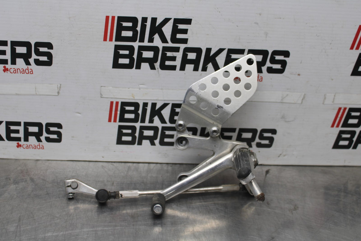 00-01 HONDA CBR929RR LEFT REARSET REAR SET FOOT PEG W SHIFTER BB925