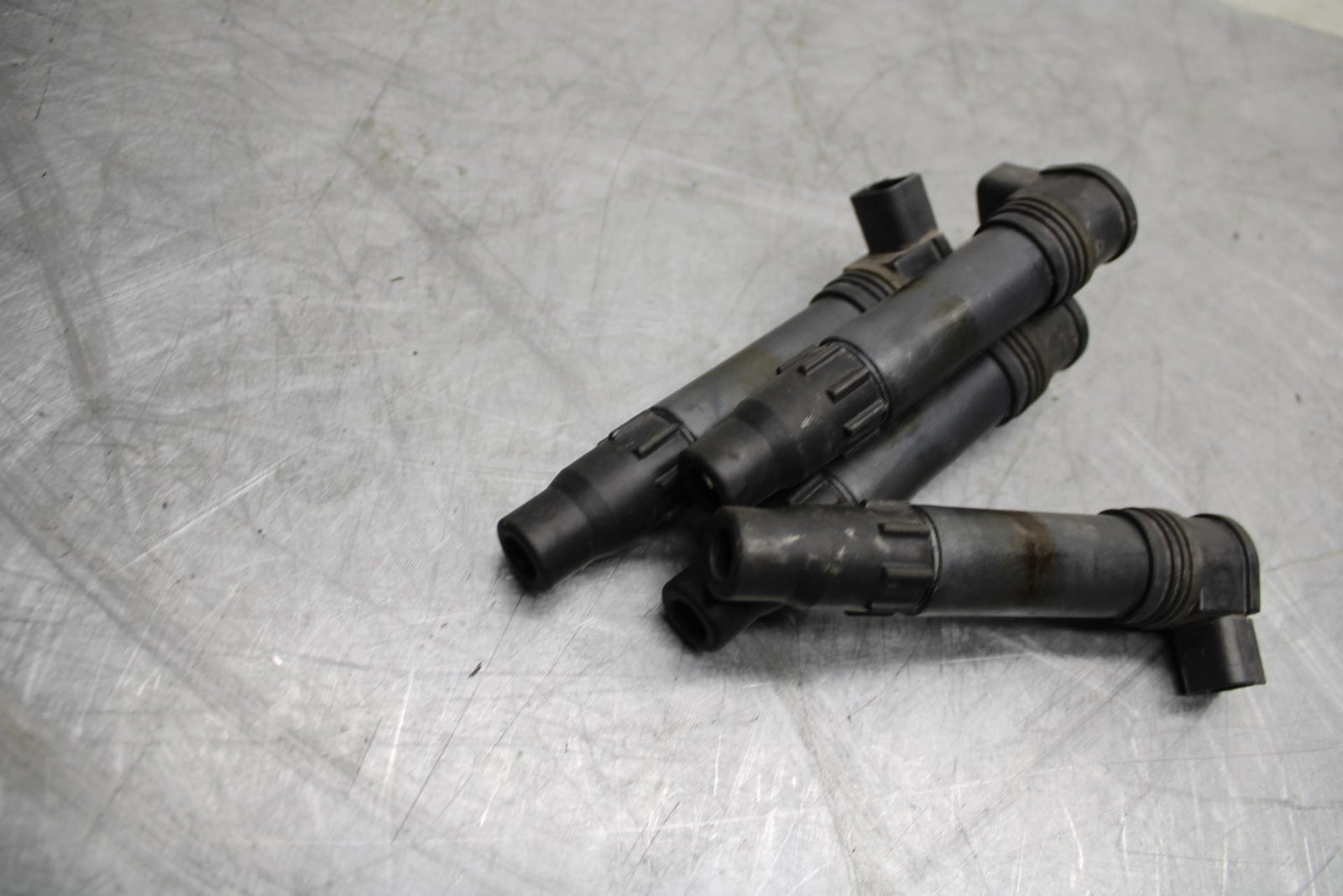 05-06 HONDA CBR600RR IGNITION COILS COIL SPARK PLUG CAPS 30700-MEE-641 BB479