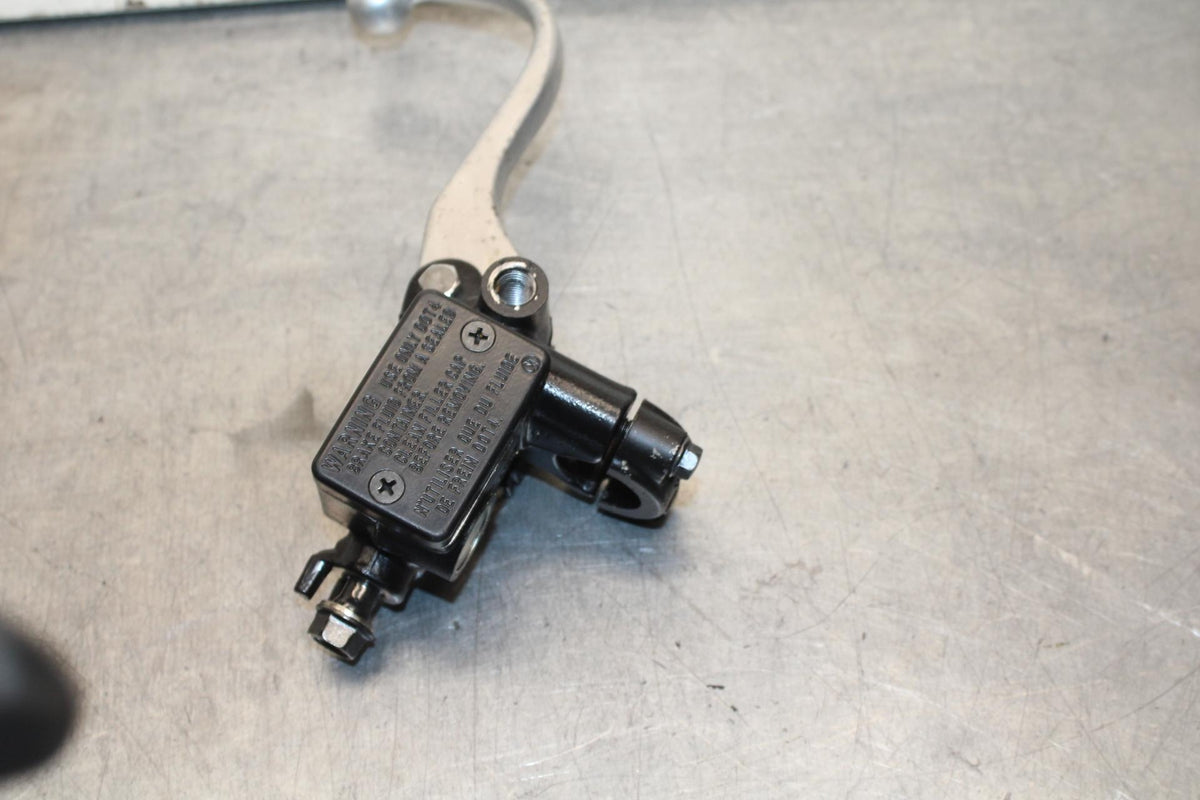 2014 Honda CB500F ABS FRONT BRAKE MASTER CYLINDER w/ LEVER BB102