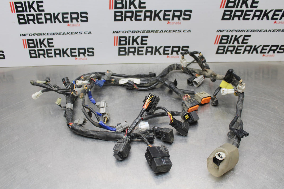 11-22 SUZUKI GSXR 600  MAIN ENGINE WIRING HARNESS MOTOR WIRE LOOM BB193