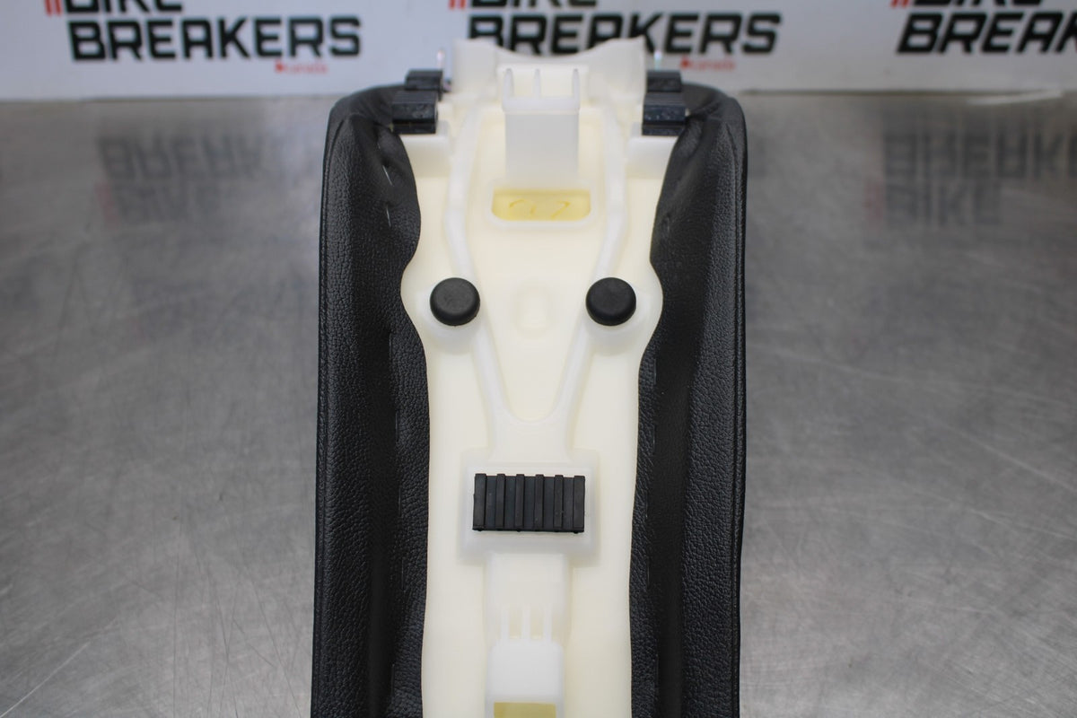 08-23 SUZUKI DRZ400S FRONT REAR SEAT SADDLE NEW TAKE OFF BB00
