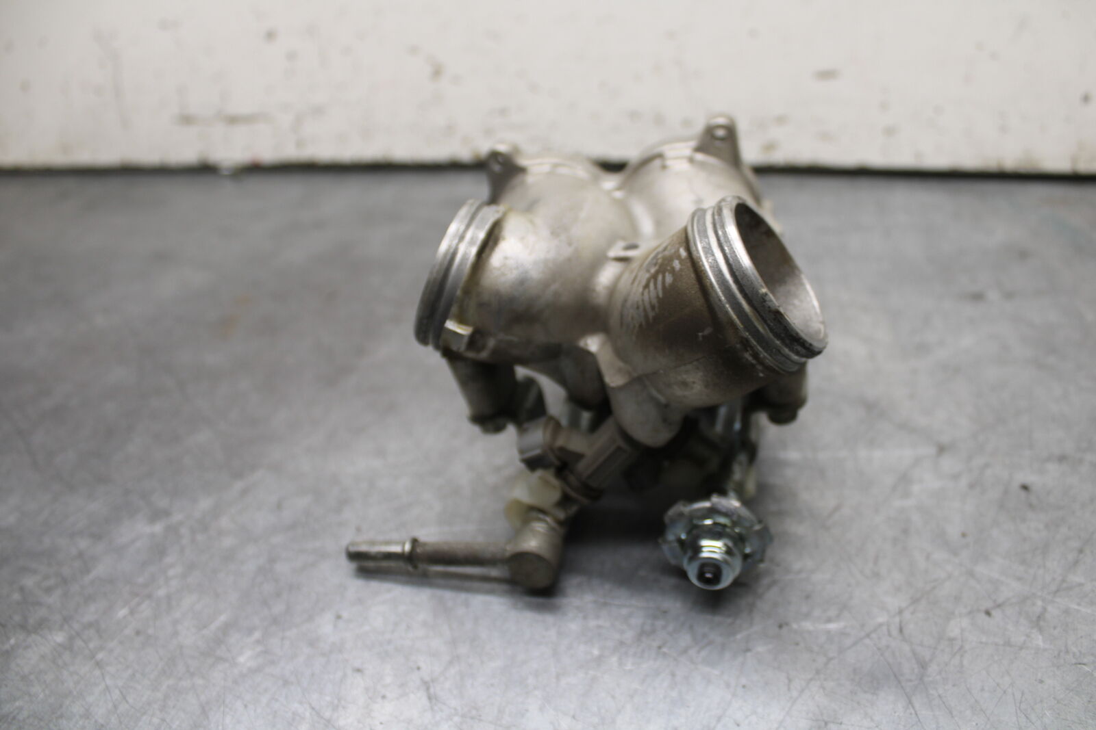 14-15 YAMAHA V STAR 1300 XVS1300CT TOURER AIR INTAKE MANIFOLD BB722