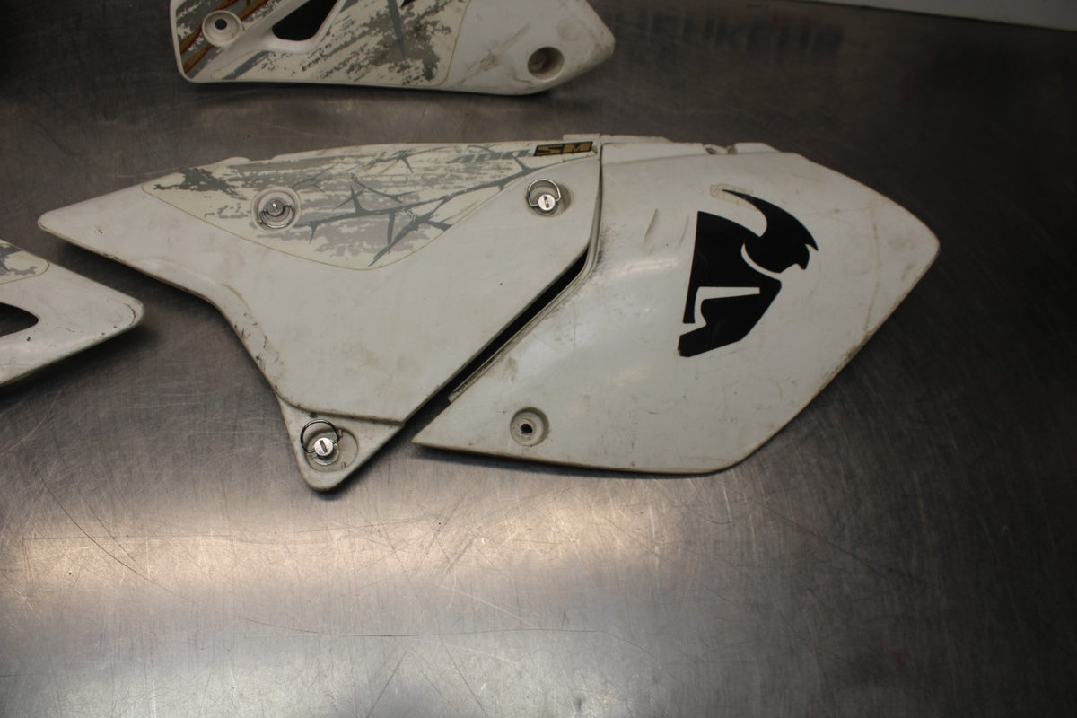 05-21 SUZUKI DRZ400SM FAIRING SET COWLS COWLINGS KIT BB376