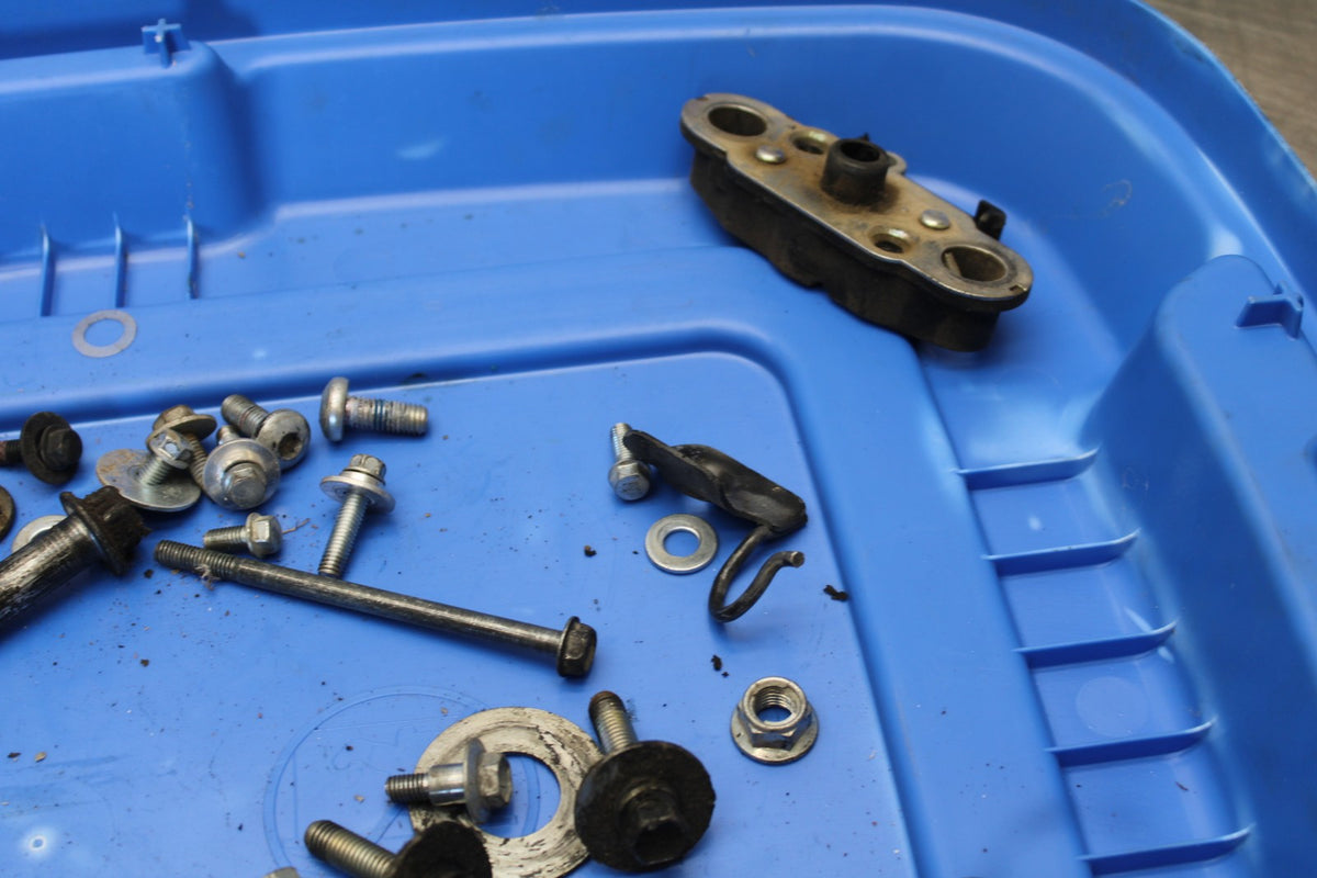 10 SUZUKI SV650 BOLTS HARDWARE SCREWS BB181