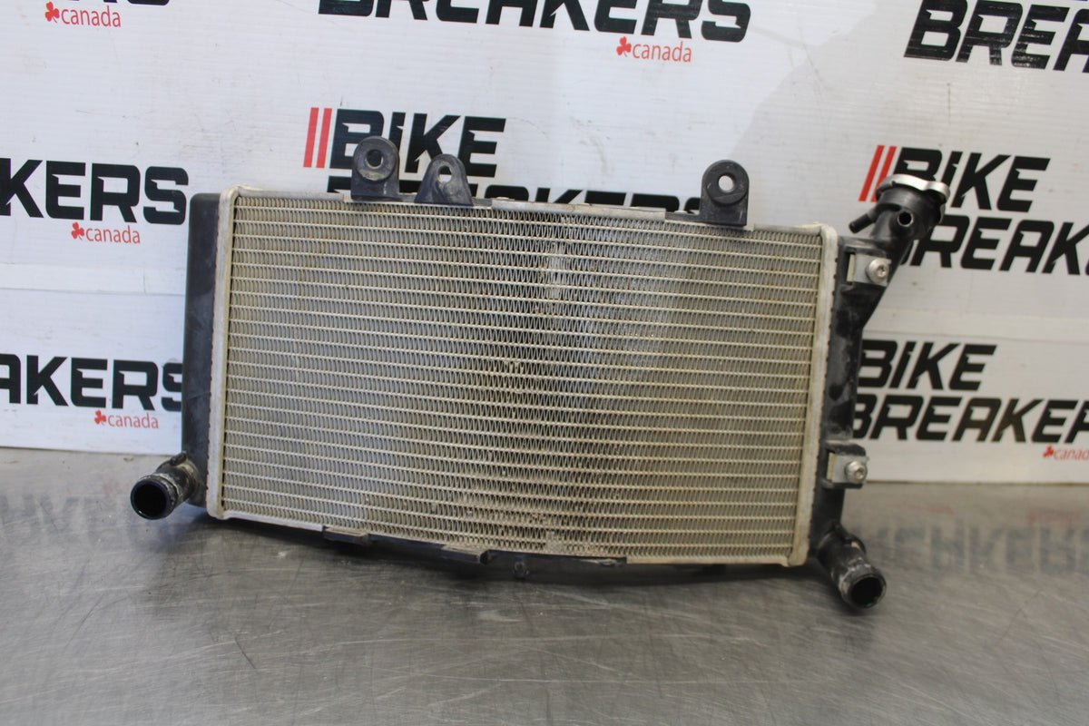 19 BMW F750GS ENGINE RADIATOR MOTOR COOLER COOLING RADIATER BB938