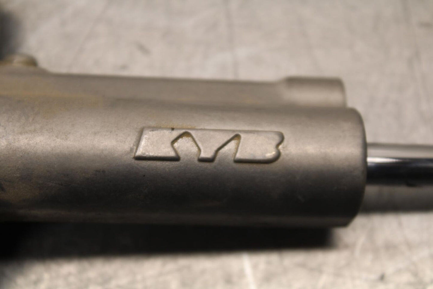 2015 Suzuki GSXR750 STEERING DAMPER STABILIZER BB595