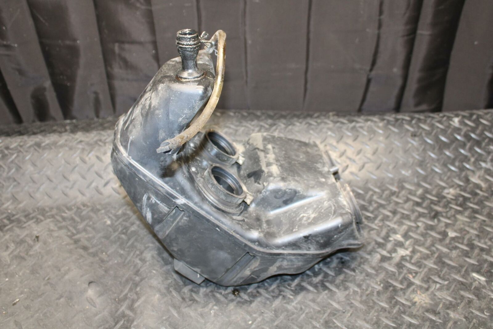 07-09 KAWASAKI VERSYS 650 AIRBOX AIR INTAKE FILTER BOX BB206