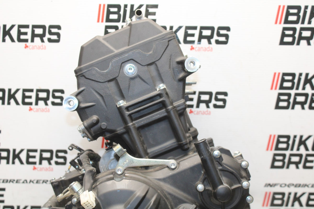 23 YAMAHA YZF R3 ENGINE MOTOR BB806