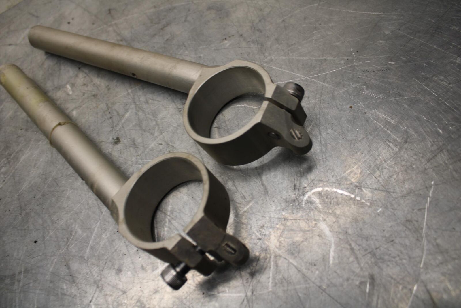 18 YAMAHA YZF R1  LEFT RIGHT CLIP ON ONS HANDLEBARS PAIR SET BB473