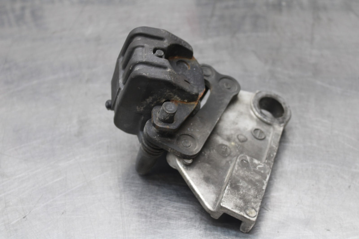 98 KAWASAKI NINJA ZX6 REAR BACK BRAKE CALIPER W MOUNT BRACKET BB870