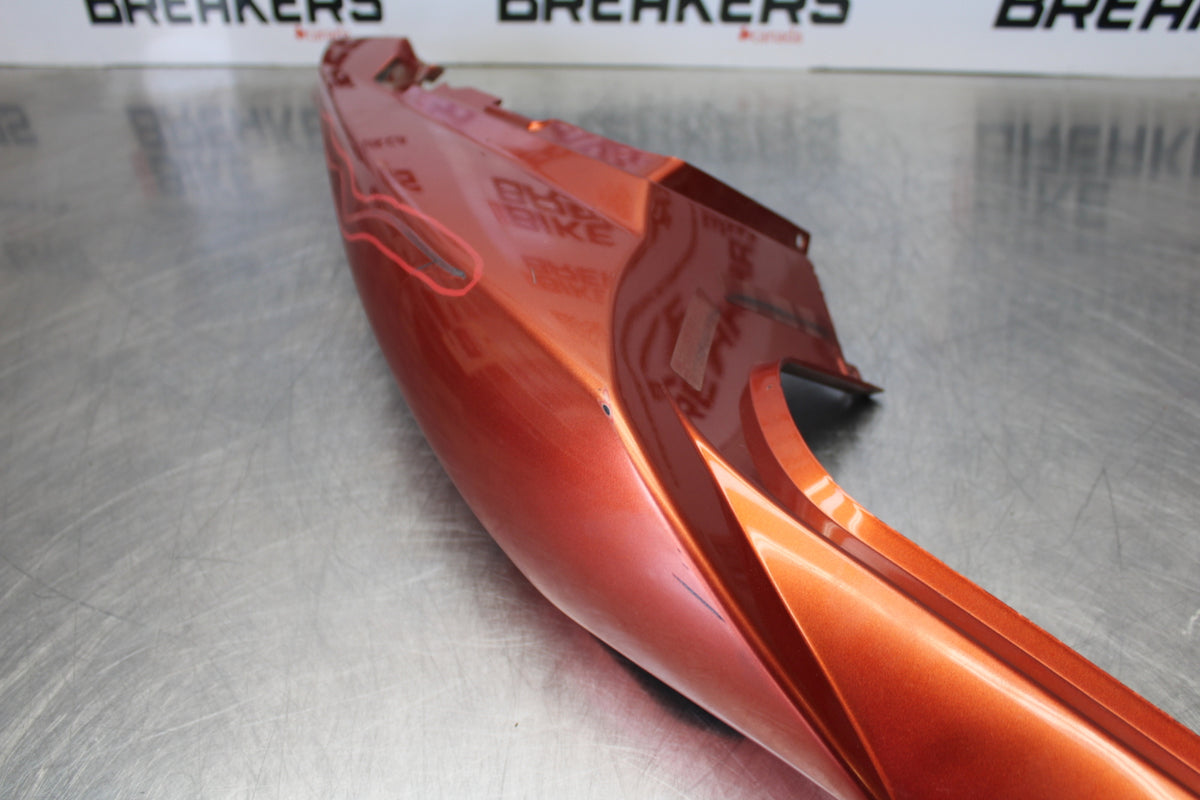 03 SUZUKI SV650S RIGHT REAR BACK TAIL FAIRING COWL SHROUD BB167