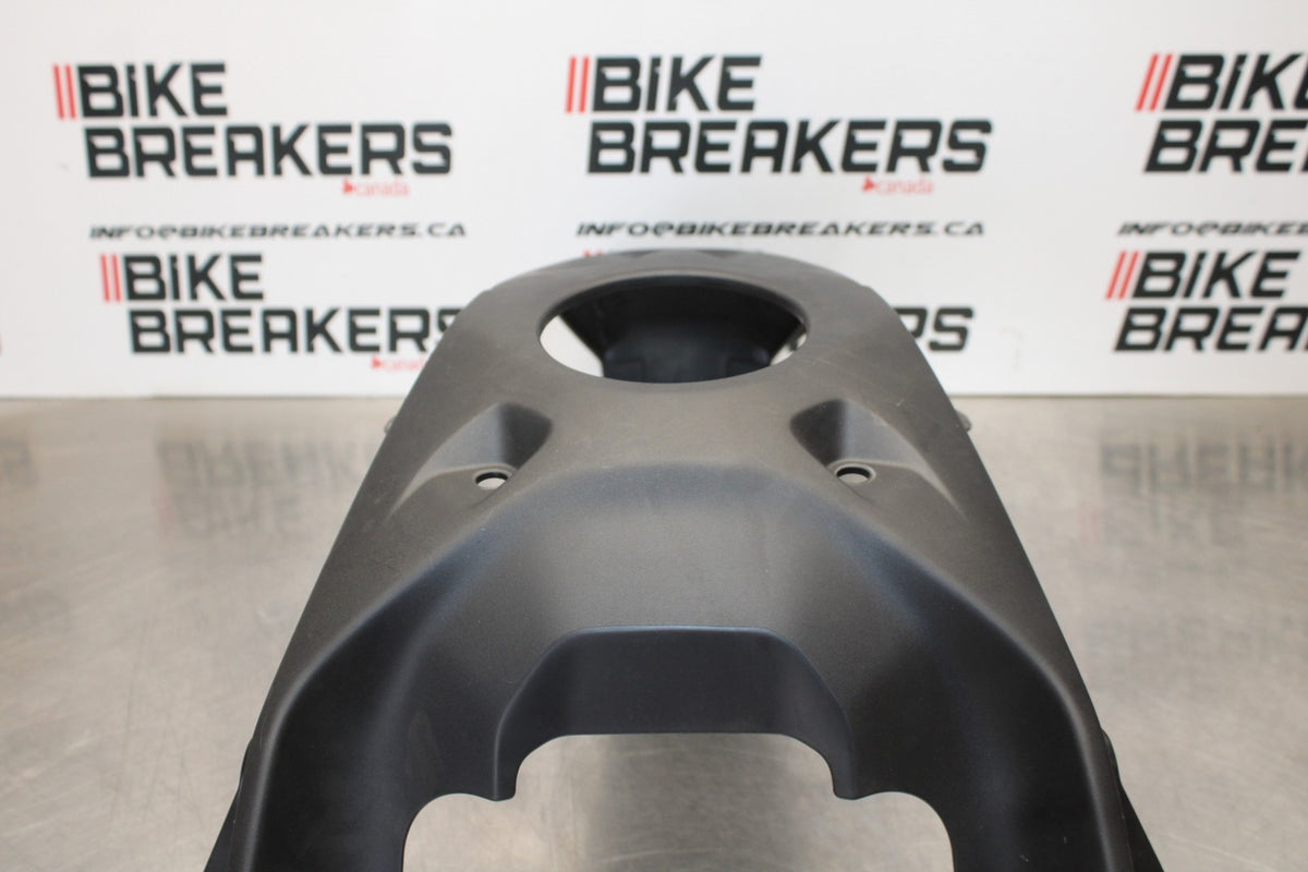 23-24 YAMAHA MT-07 GAS TANK FUEL CELL FAIRING COWL COVER TRIM BB194