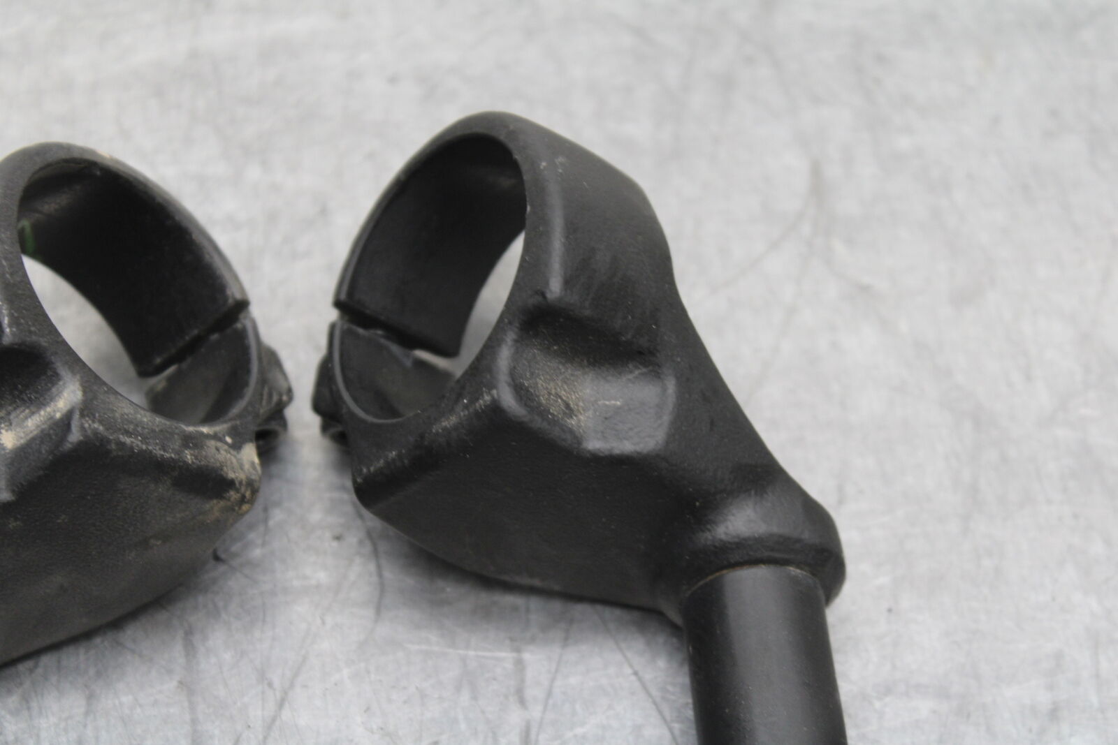 19-24 YAMAHA R3 LEFT RIGHT CLIP ON ONS HANDLEBARS PAIR SET BB736