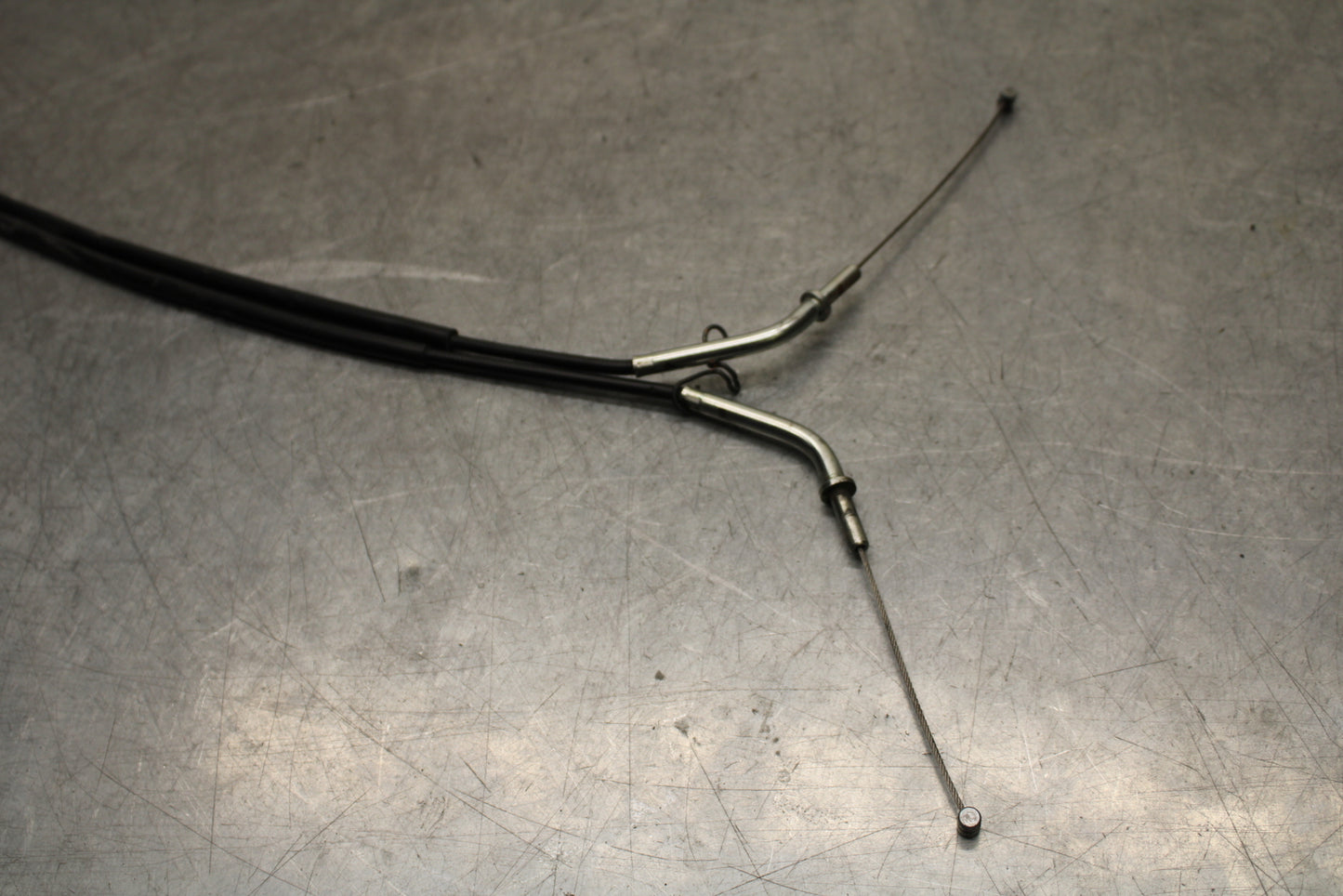 16 KAWASAKI NINJA ZX10R THROTTLE CABLES LINES 54012-0631 BB650