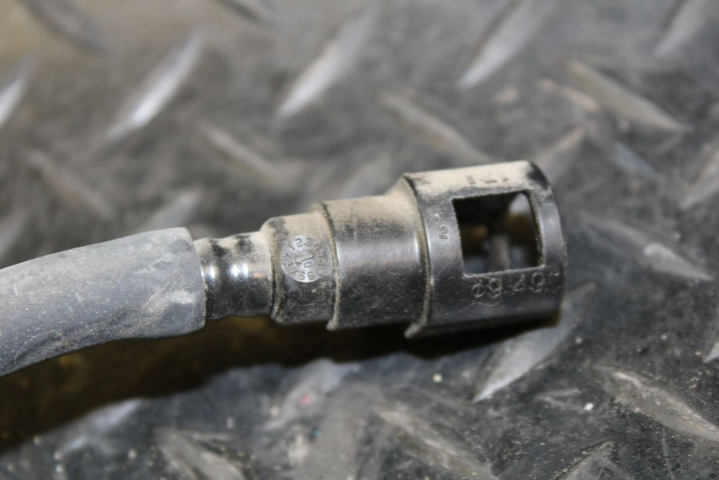07 SUZUKI BURGMAN 650 FUEL HOSE GAS LINE TUBE PIPE BB183
