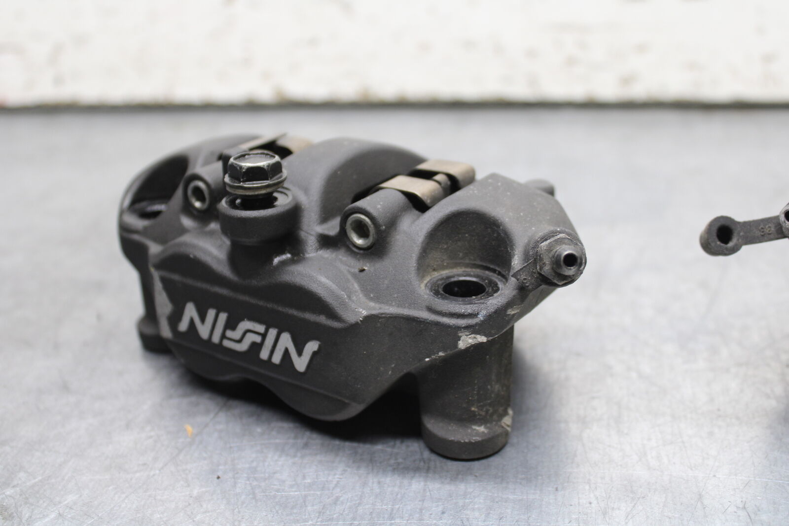 13-17 KAWASAKI NINJA ZX6R ZX636E RIGHT LEFT FRONT BRAKE CALIPER SET PAIR BB735