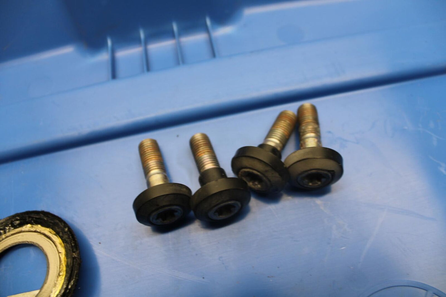 2013 Yamaha YZF R1 REAR BACK SUBFRAME SUB FRAME MOUNTING BOLTS HARDWARE  BB507