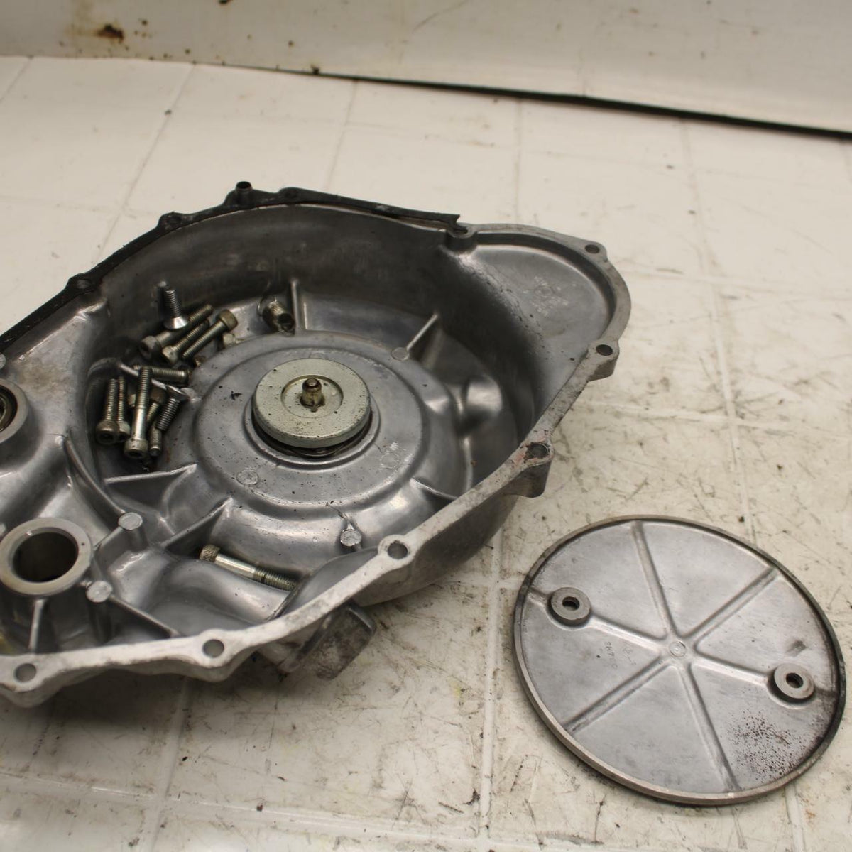 79-81 YAMAHA XS1100S CLUTCH SIDE ENGINE MOTOR COVER BB401