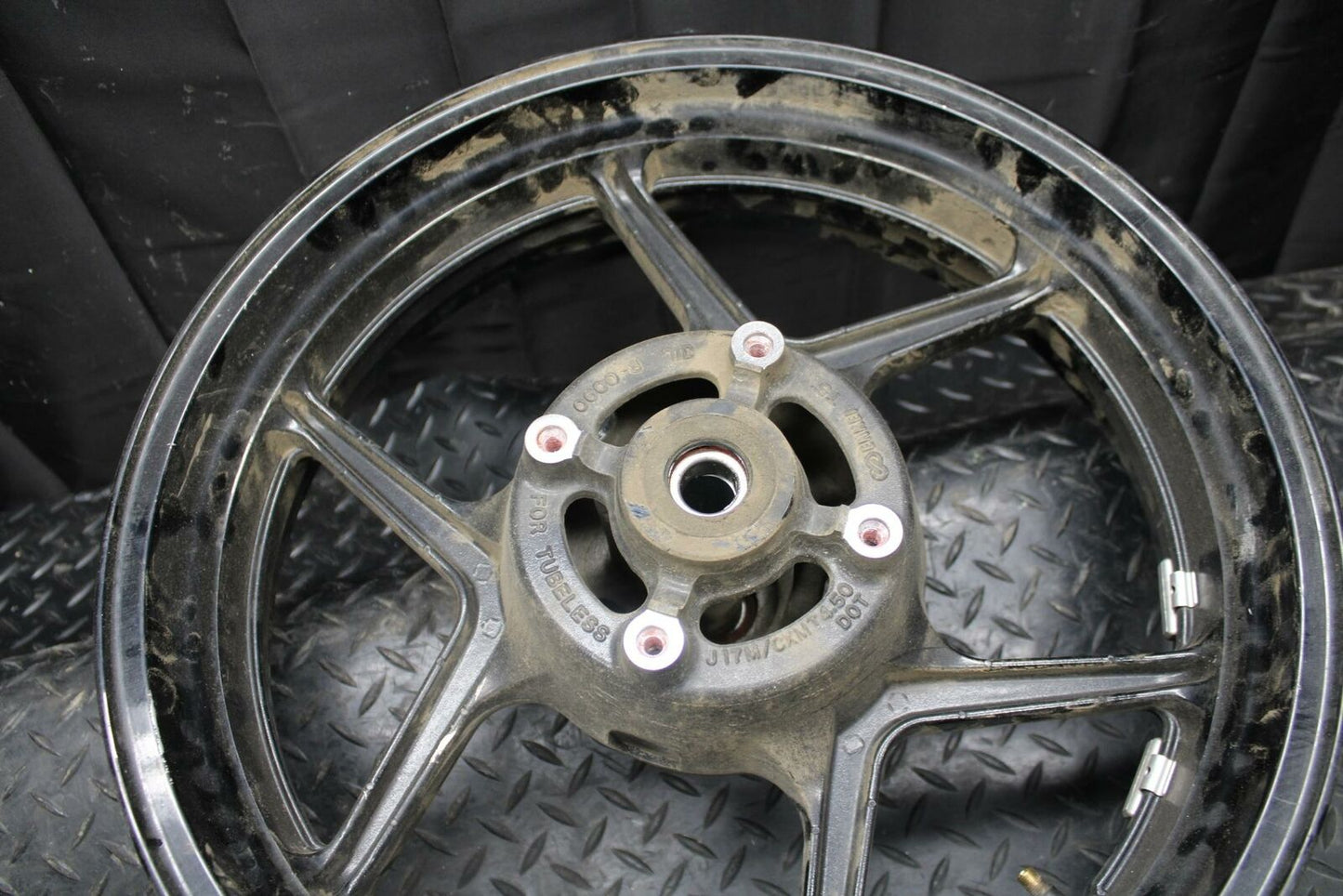 12-17 KAWASAKI NINJA 650 REAR WHEEL BACK RIM  41073-0568-QT BB211