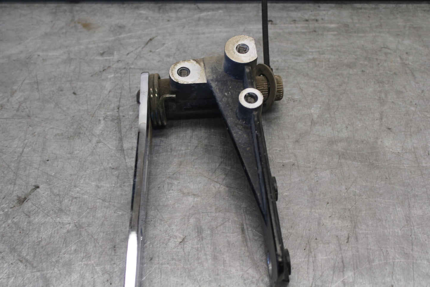 05-06 YAMAHA ROYAL STAR RIGHT REARSET BRAKE FOOT PEDAL BB697