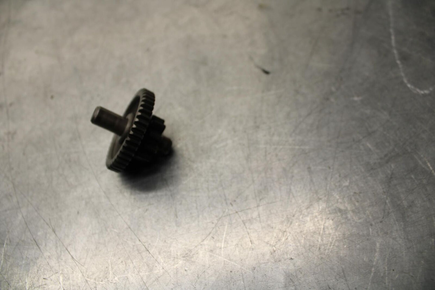 2001 Yamaha YZF R6 ENGINE MOTOR IDLER IDLING GEAR 5SL-15512-00-00 BB68