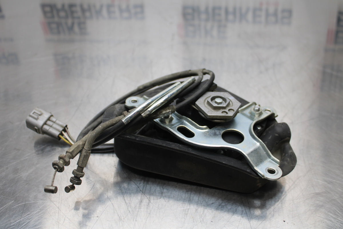 11 SUZUKI GSXR1000 EXHAUST VALVE SERVO MOTOR BB142