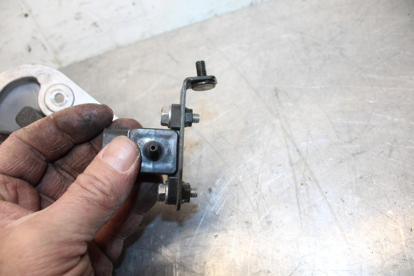 03 KAWASAKI ZX12R  MAP MASS AIR FLOW PRESSURE SENSOR BB472