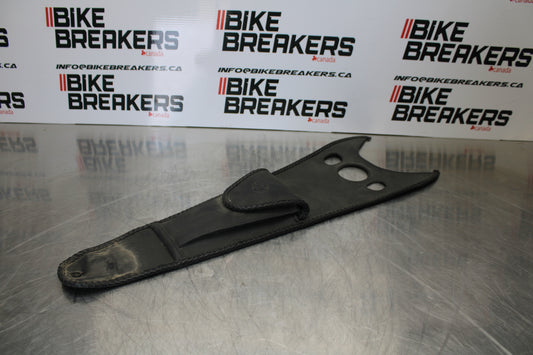 09 YAMAHA ROYAL STAR XVZ1300TF VENTURE GAS TANK FUEL CELL BELT BB151