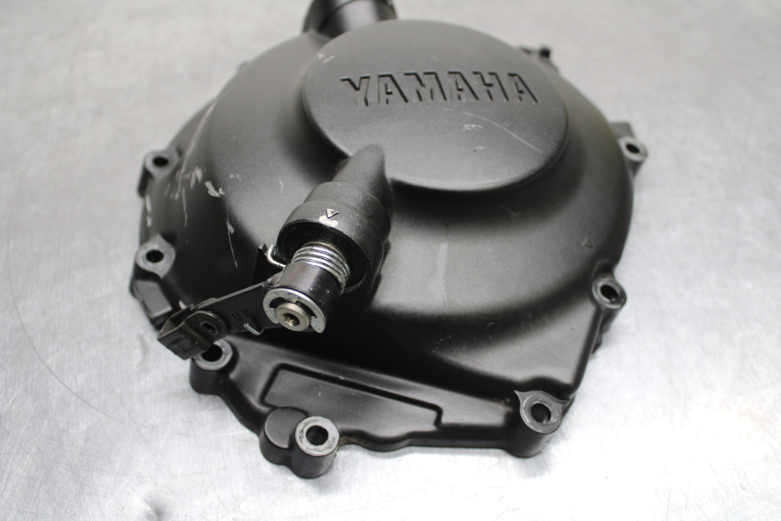 03-05 YAMAHA YZF R6  CLUTCH SIDE ENGINE MOTOR COVER BB132