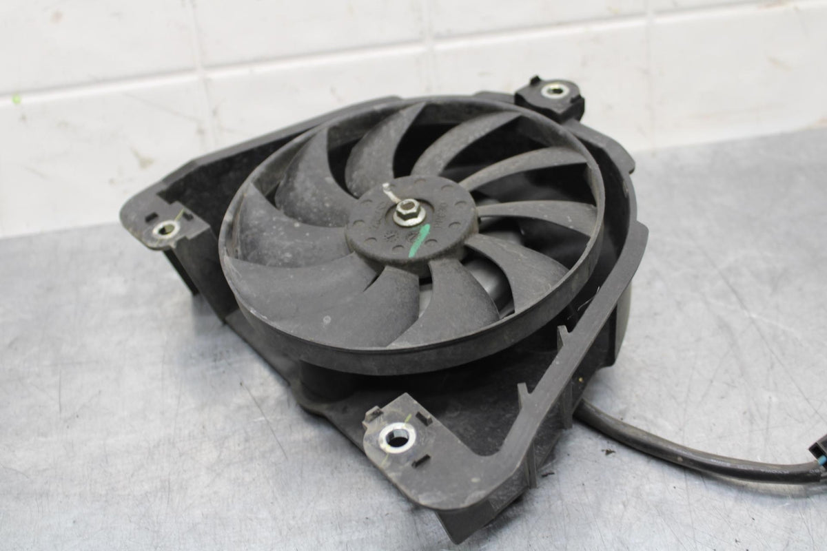 19-21 YAMAHA YZF R3 ENGINE RADIATOR COOLING FAN BB588