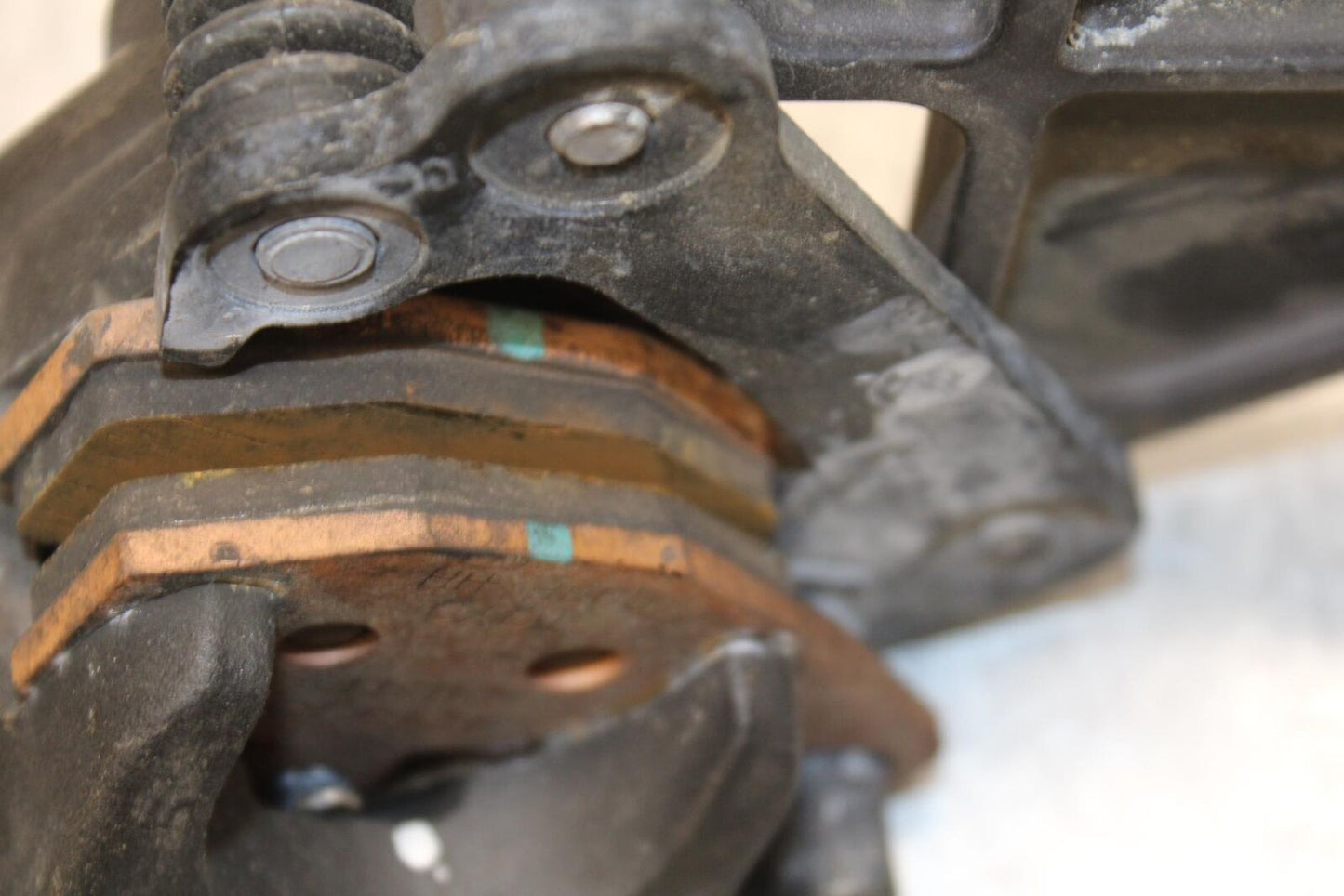 2014 Kawasaki Ninja 650 EX650E REAR BACK BRAKE CALIPER W MOUNT BRACKET BB569