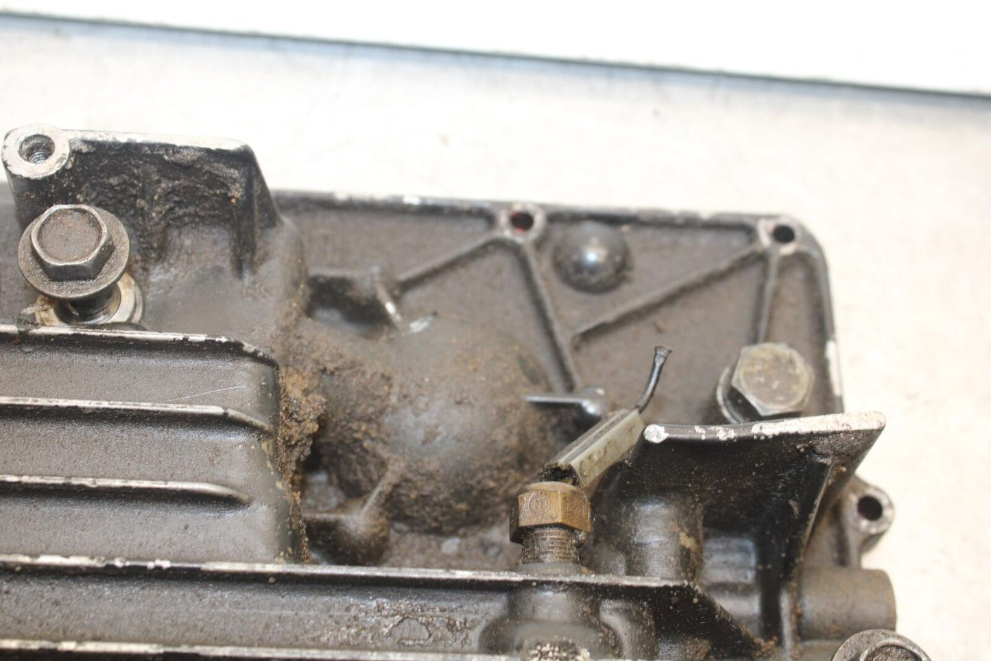 1985 Kawasaki Ninja 900R ZX900A ENGINE MOTOR BOTTOM OIL PAN COVER BB84