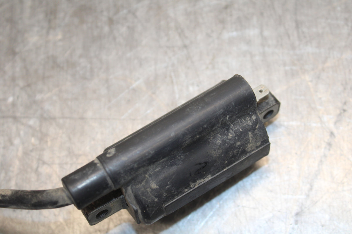 08-18 KAWASAKI KLR650 IGNITION COIL SPARK PLUG CAP  BB707