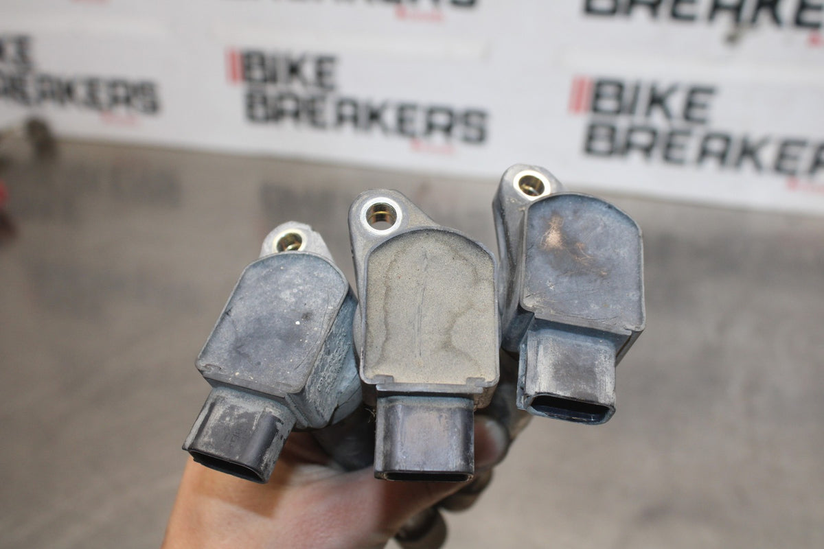 06-07 HONDA INTERCEPTOR 800 VFR800 IGNITION COILS SPARK 3 of 4 BB917