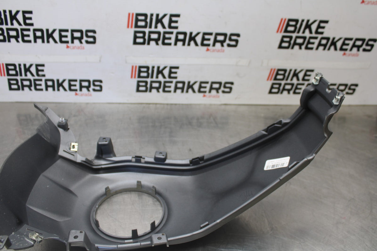 20-23 BMW F900R GAS TANK FUEL CELL COVER FAIRING COWL BB923
