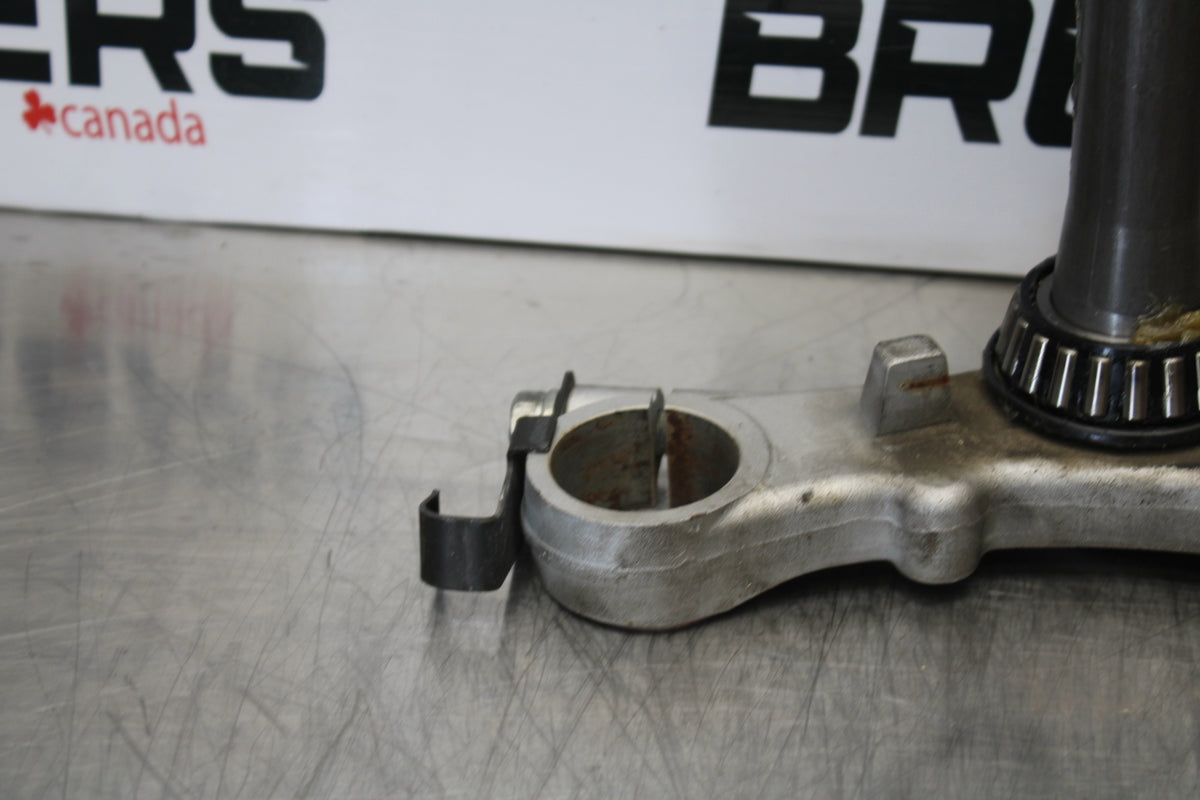 04-09 SUZUKI GS500F FRONT FORKS CLAMP LOWER TRIPLE TREE STEM BB165