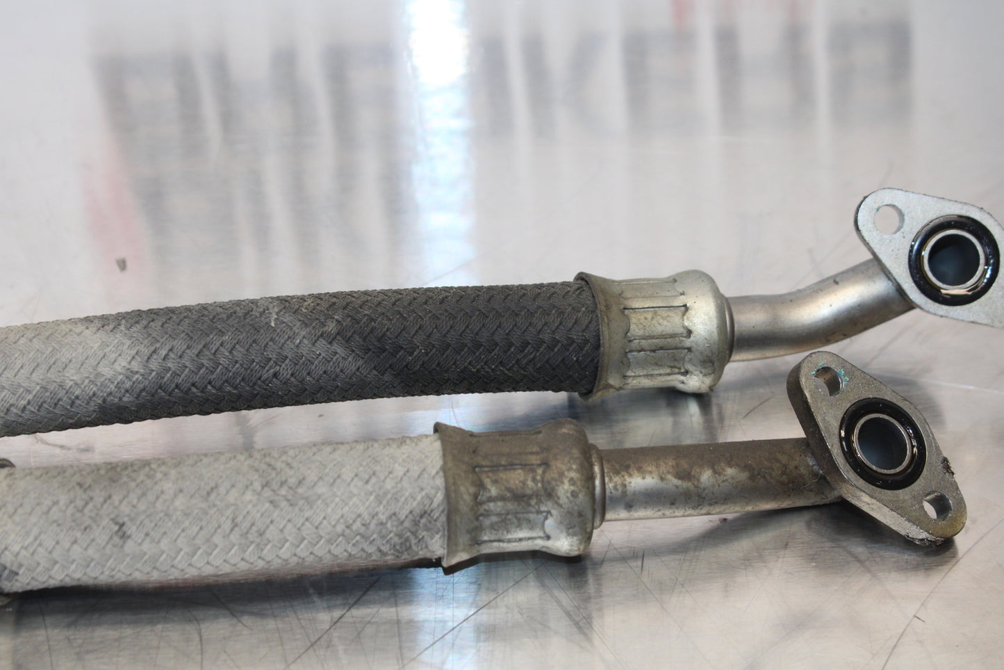 11 SUZUKI GSXR1000 ENGINE MOTOR OIL COOLER HOSES BB142
