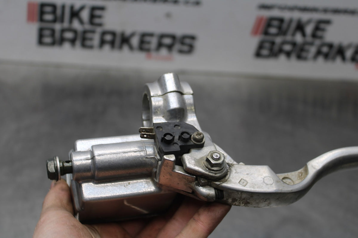 07-25 KAWASAKI VULCAN 900 VN900D CLASSIC LT FRONT BRAKE MASTER CYLINDER BB842