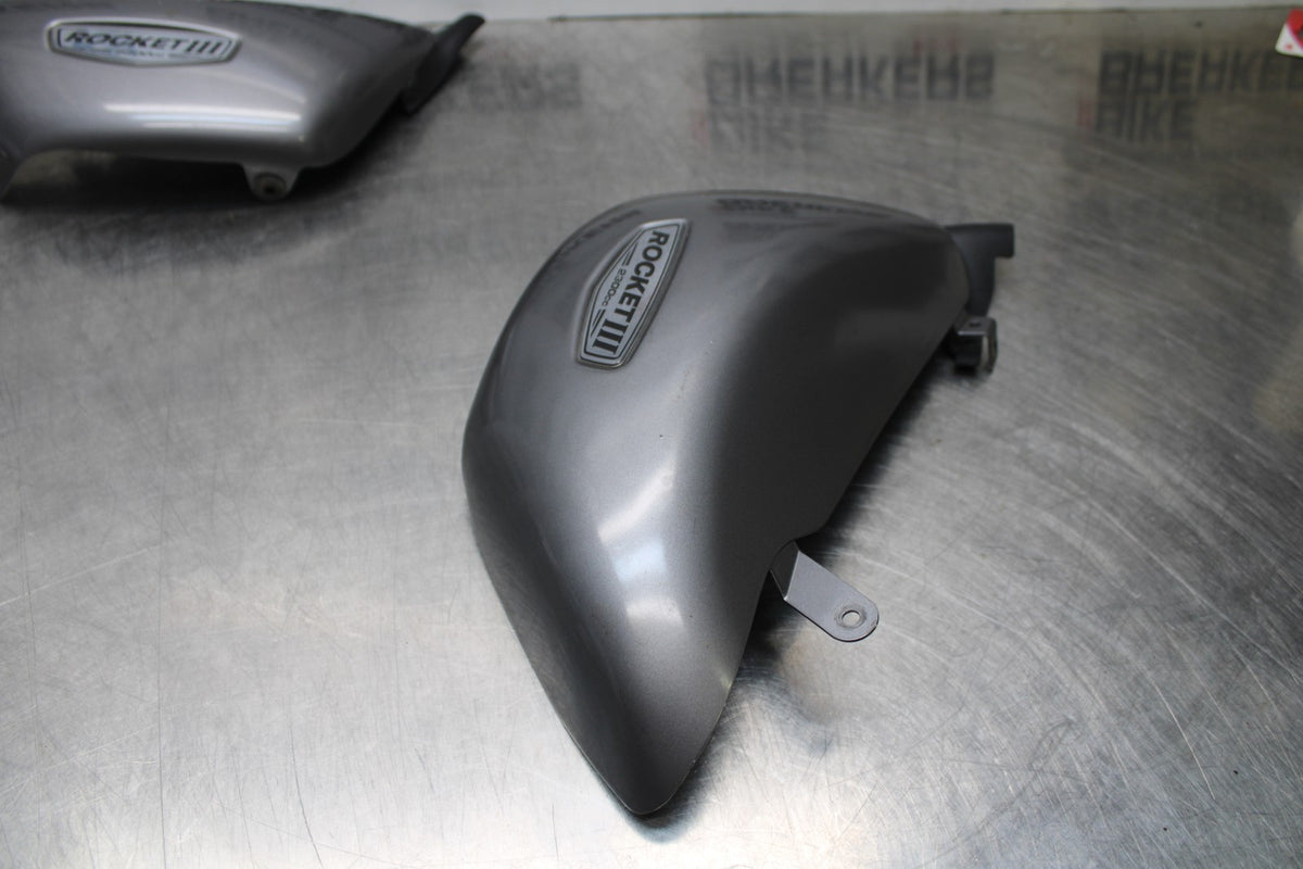 05 TRIUMPH ROCKET III SIDE COVER PANEL COWL FAIRING SET PAIR BB186